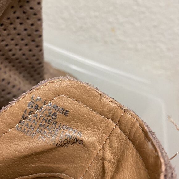 Lucky Brand Larise Laser Cut Suede Peep Toe Ankle Boots Size 6 - Picture 3 of 8